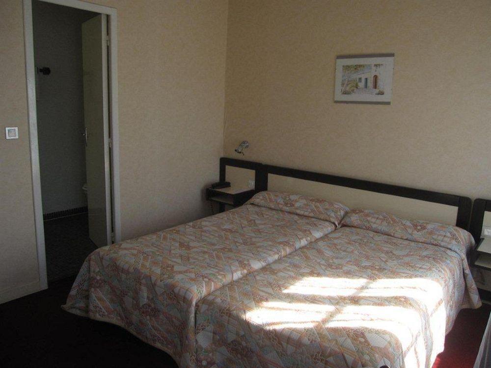 Hotel Des 3 Marchands Nantes Dış mekan fotoğraf