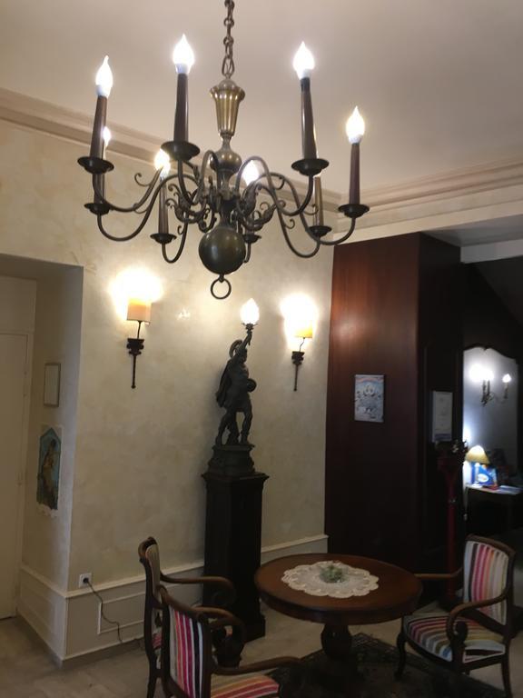 Hotel Des 3 Marchands Nantes Dış mekan fotoğraf