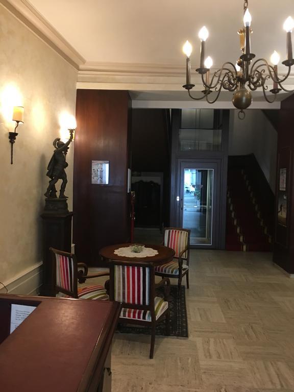 Hotel Des 3 Marchands Nantes Dış mekan fotoğraf