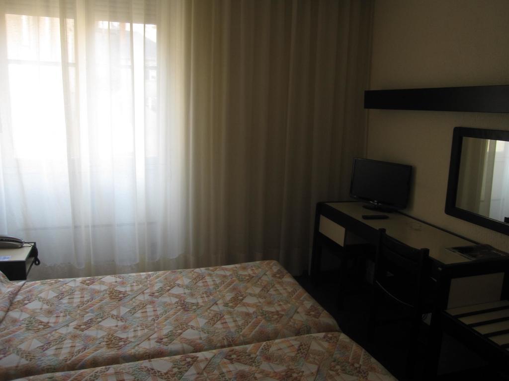 Hotel Des 3 Marchands Nantes Dış mekan fotoğraf