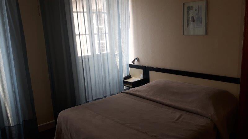 Hotel Des 3 Marchands Nantes Dış mekan fotoğraf