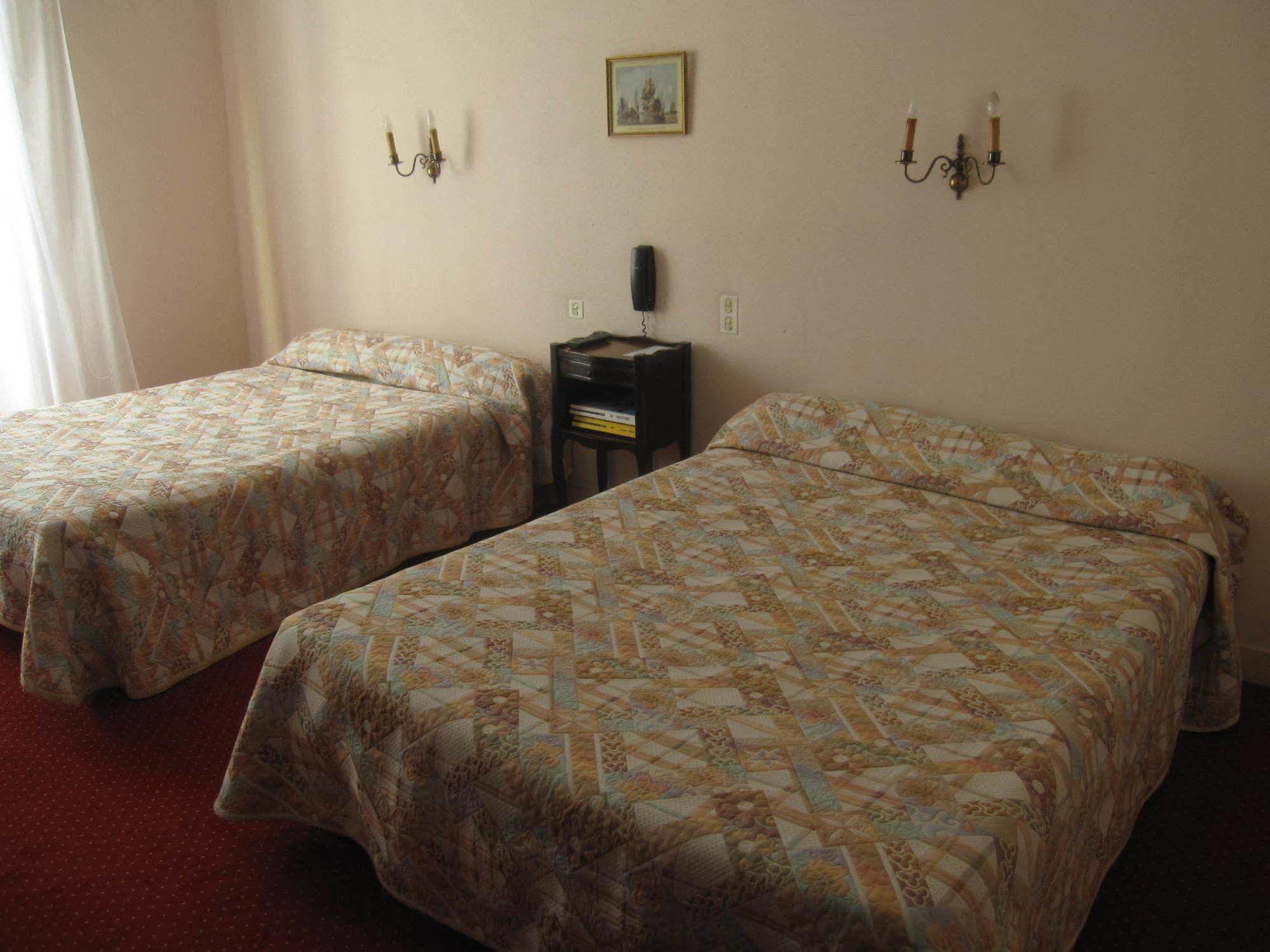 Hotel Des 3 Marchands Nantes Dış mekan fotoğraf